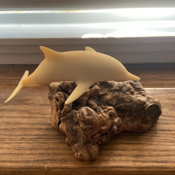John Perry Sculpture Dolphin on Drift Wood - Picture 1 of 3